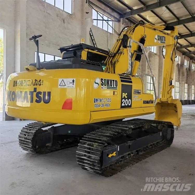 Komatsu PC200-8 Koparki gąsienicowe