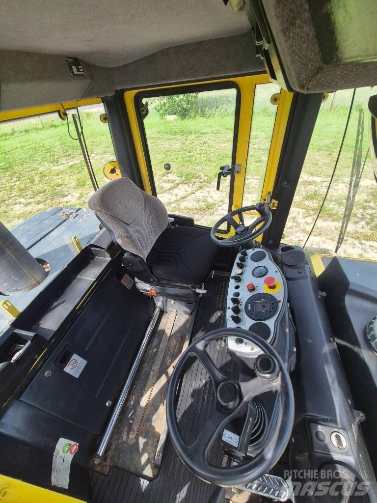Bomag BW 24 R H Walce ogumione