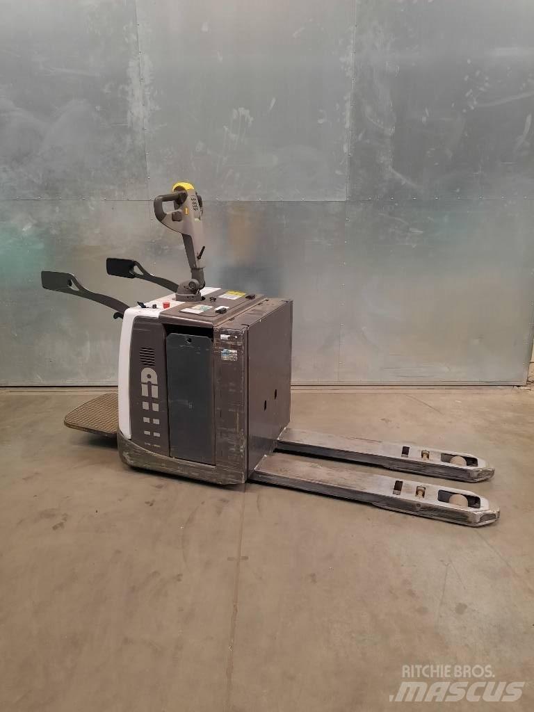 UniCarriers PMR200P Wózki widłowe unoszące z platformą dla operatora