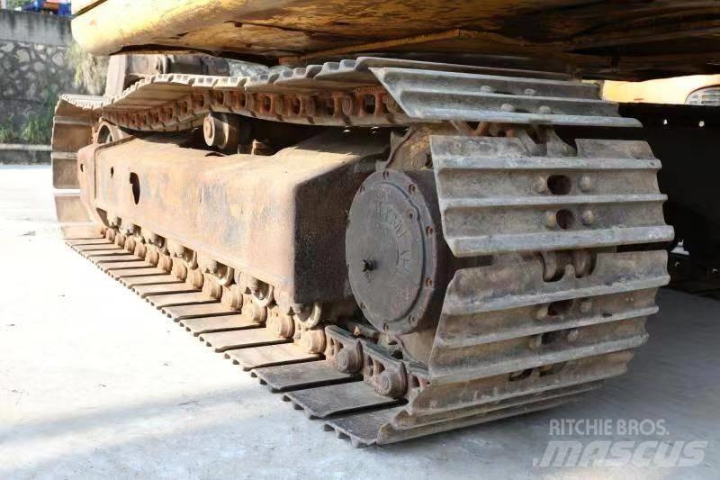 Komatsu PC 120-6E Minikoparki