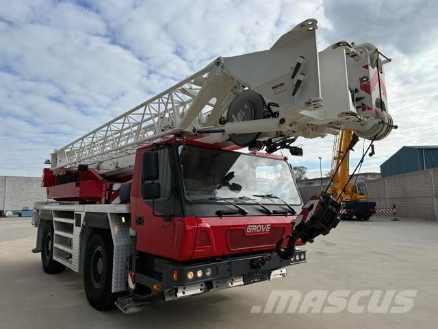 Grove GMK 2035 E Żurawie szosowo-terenowe