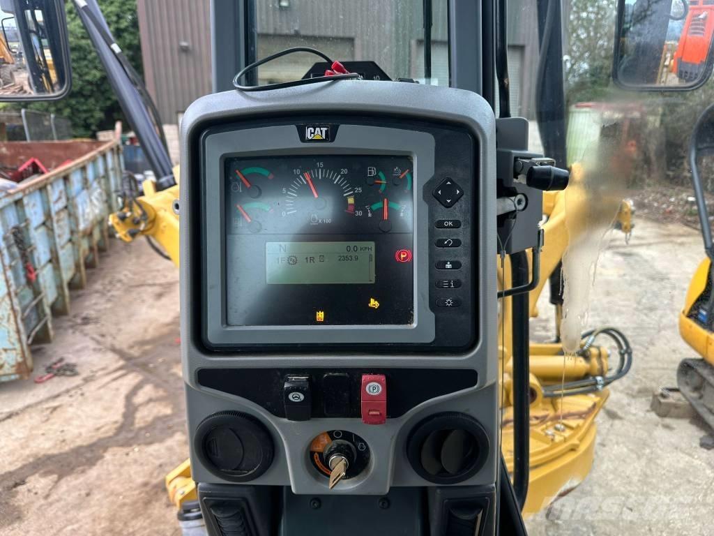 CAT 150 Równiarki