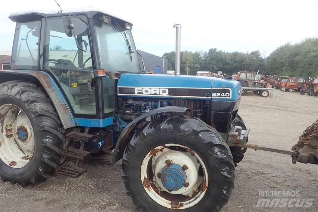Ford 8240 Ciągniki rolnicze