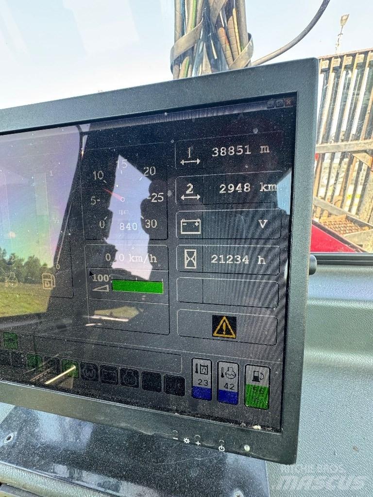 Komatsu 840.4 Forwardery