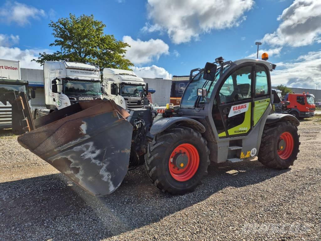 CLAAS Scorpion 7044 Ładowarki rolnicze