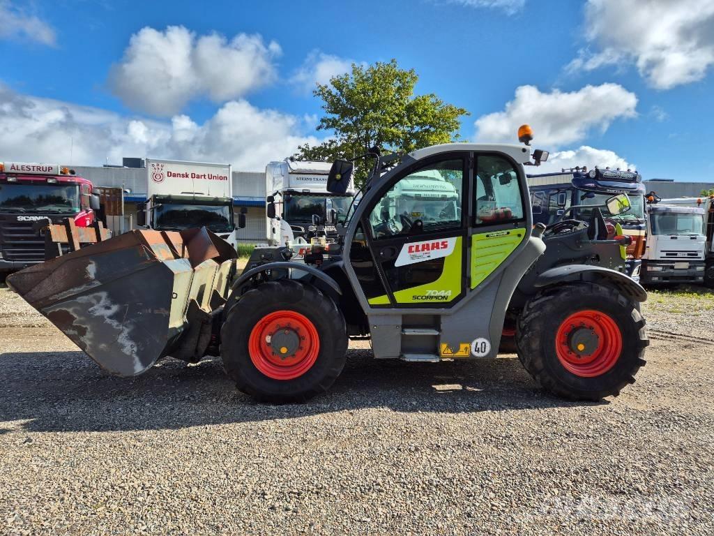 CLAAS Scorpion 7044 Ładowarki rolnicze