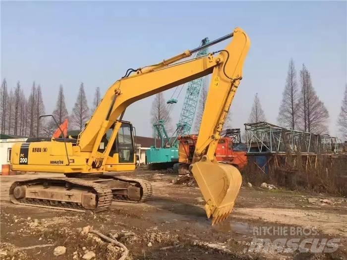 Komatsu PC 200-7 Koparki gąsienicowe