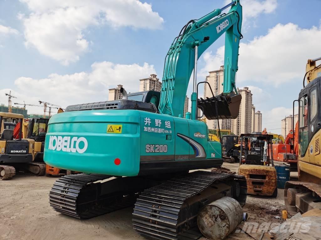 Kobelco SK 200 Koparki gąsienicowe
