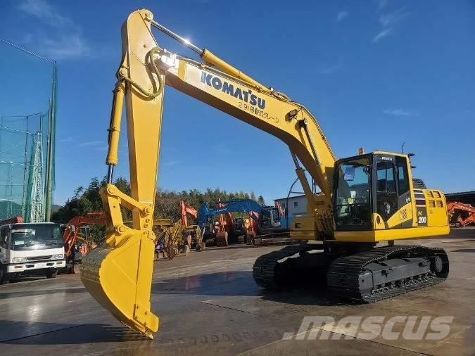 Komatsu PC 200 Koparki gąsienicowe