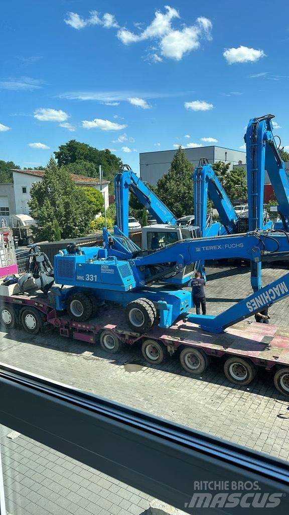 Fuchs MHL 331 C Koparki przeładunkowe