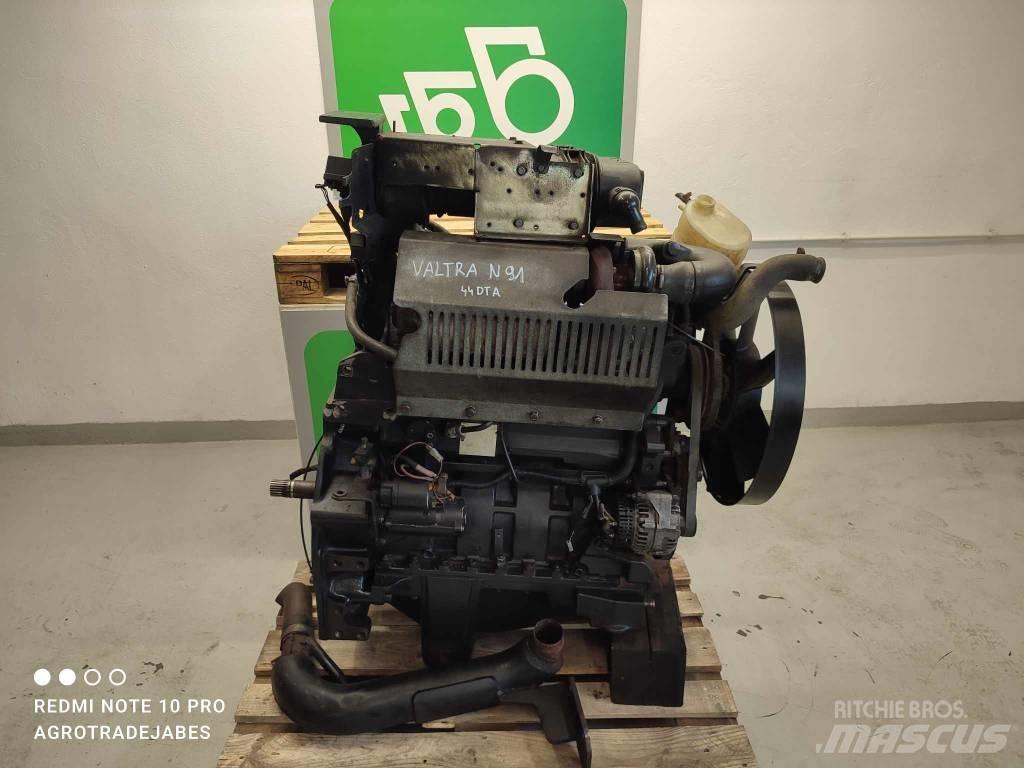 Sisu (44DTA) engine Silniki