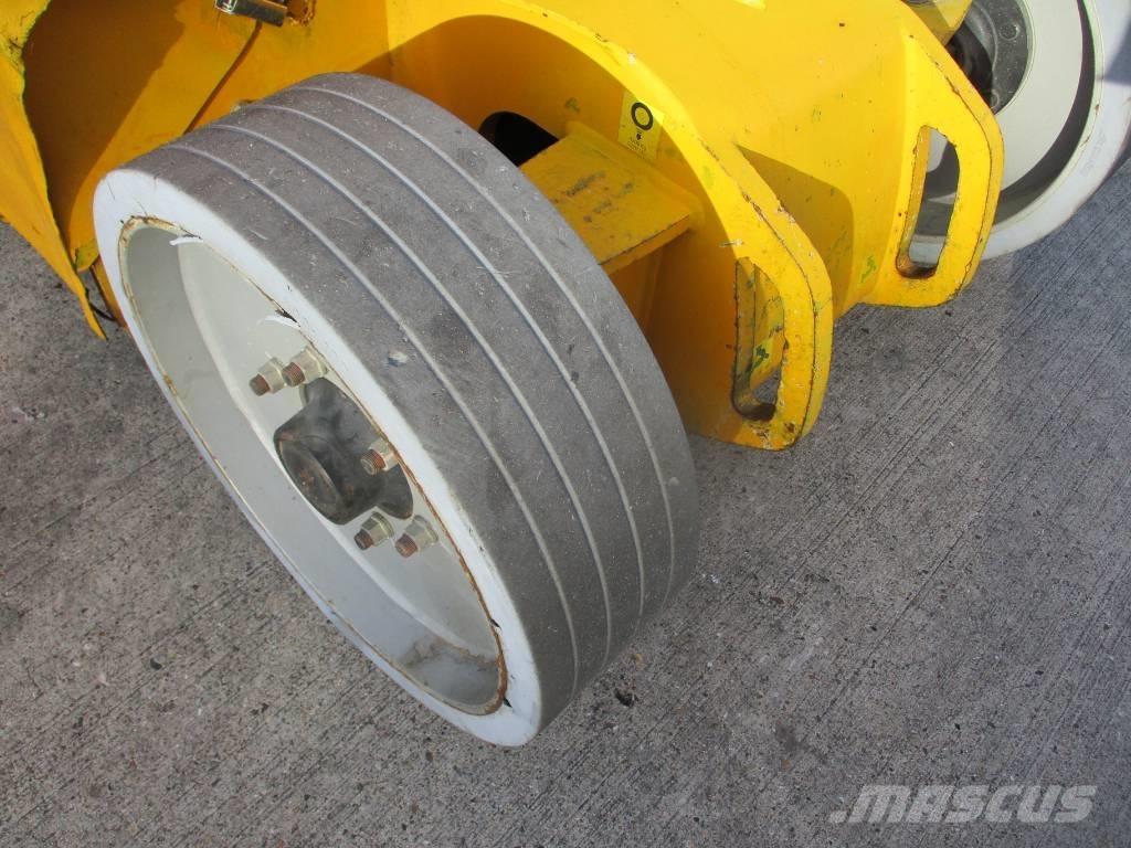 Manitou 120 AET JC Podnośniki przegubowe