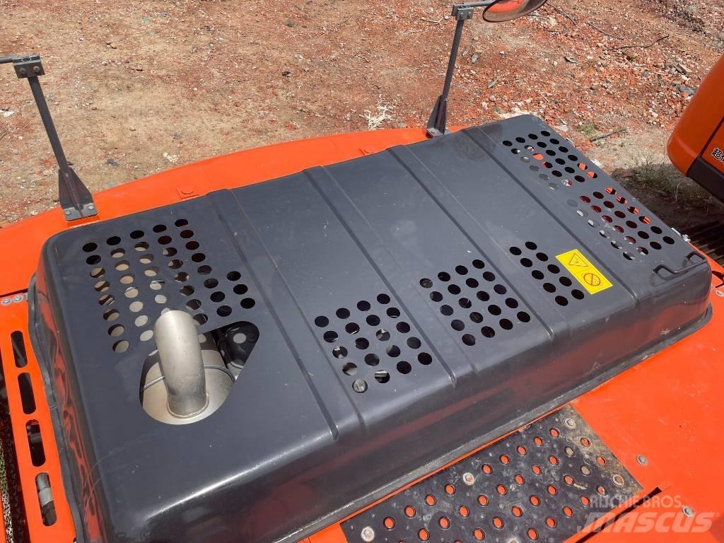 Hitachi ZX200 Koparki gąsienicowe
