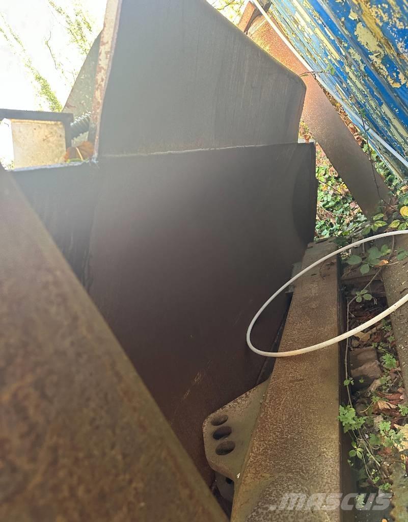 Liebherr PR 736 LGP Spycharki gąsienicowe