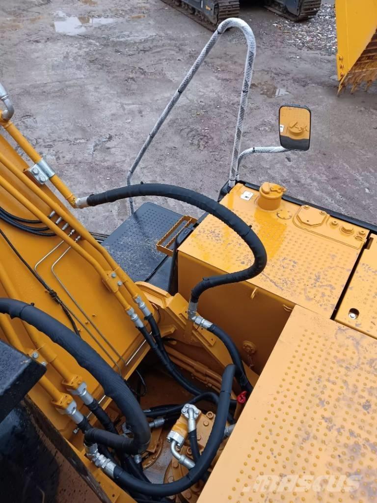 CAT 324 D2L Koparki gąsienicowe