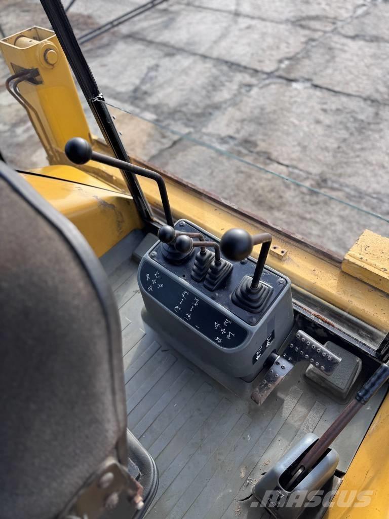 CAT 428 C Koparko-ładowarki