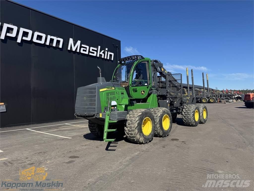 John Deere 1110G Forwardery