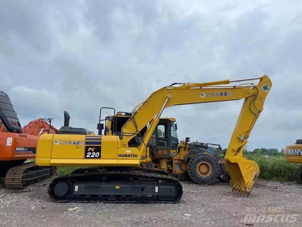 Komatsu PC220-8 Koparki gąsienicowe
