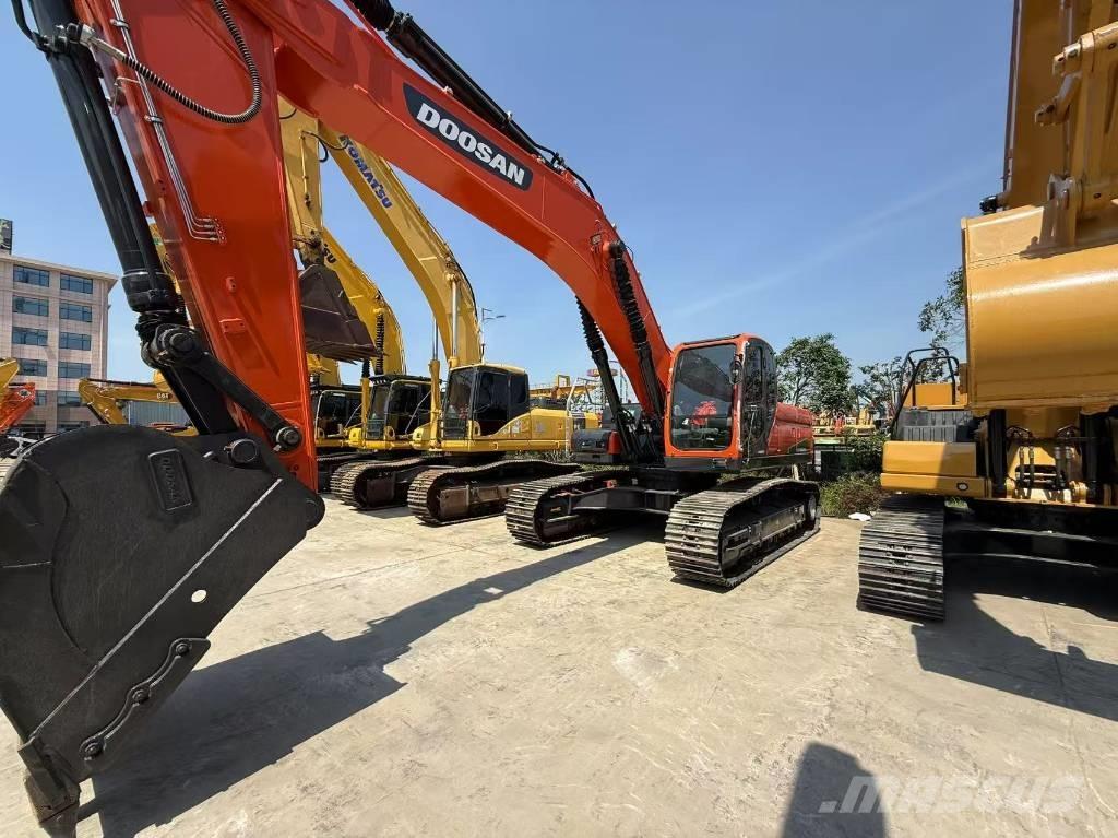 Doosan DX 340 Koparki gąsienicowe