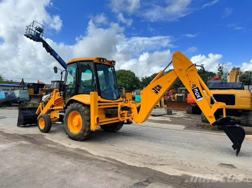 JCB 3CX Koparko-ładowarki