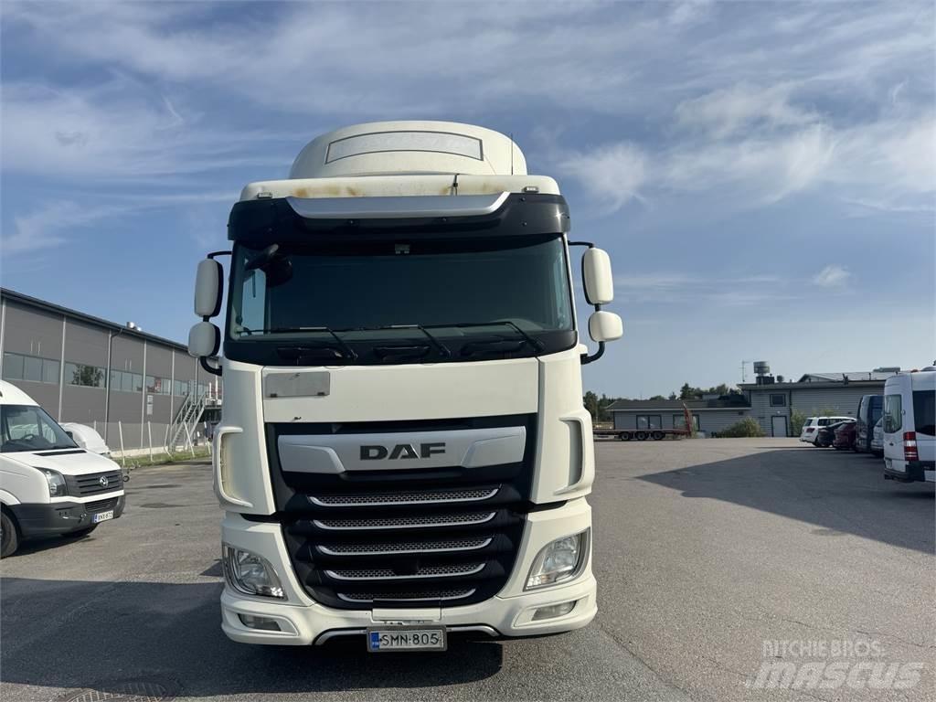 DAF XF 530 FAR Pojazdy pod zabudowę