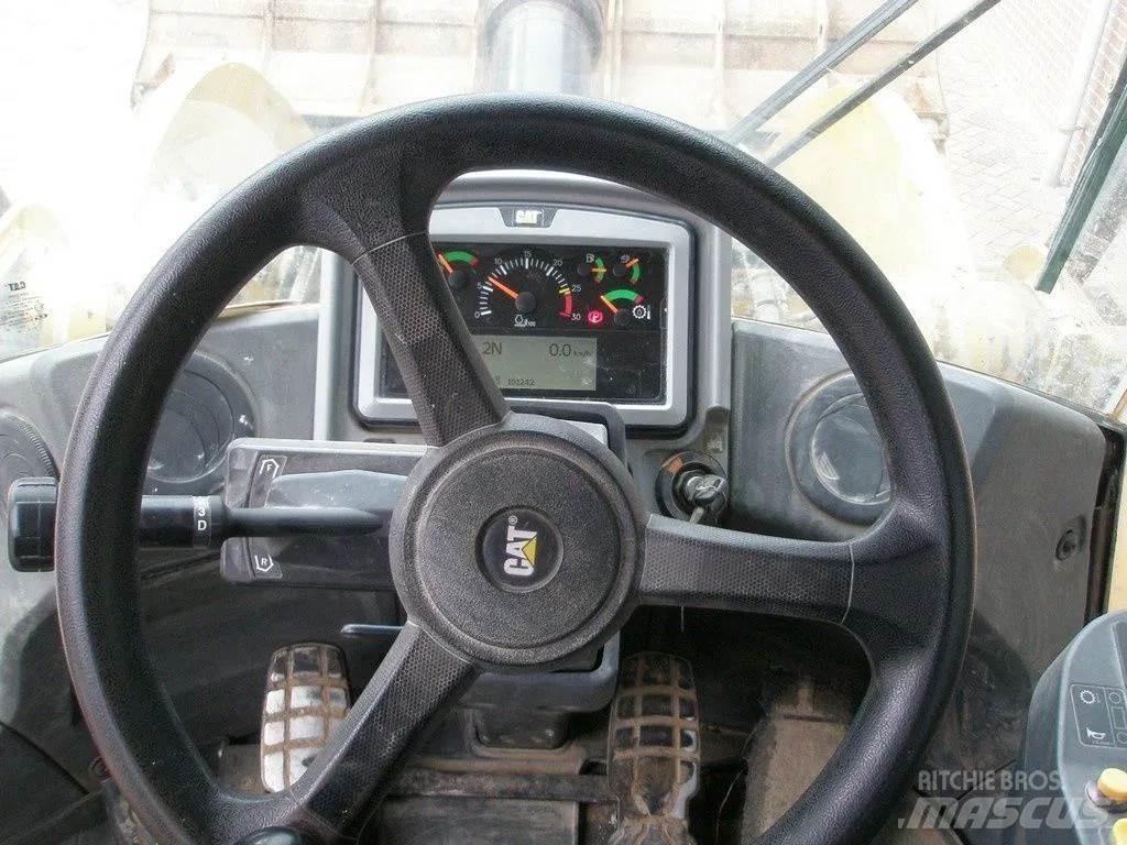 CAT 950M Ładowarki kołowe