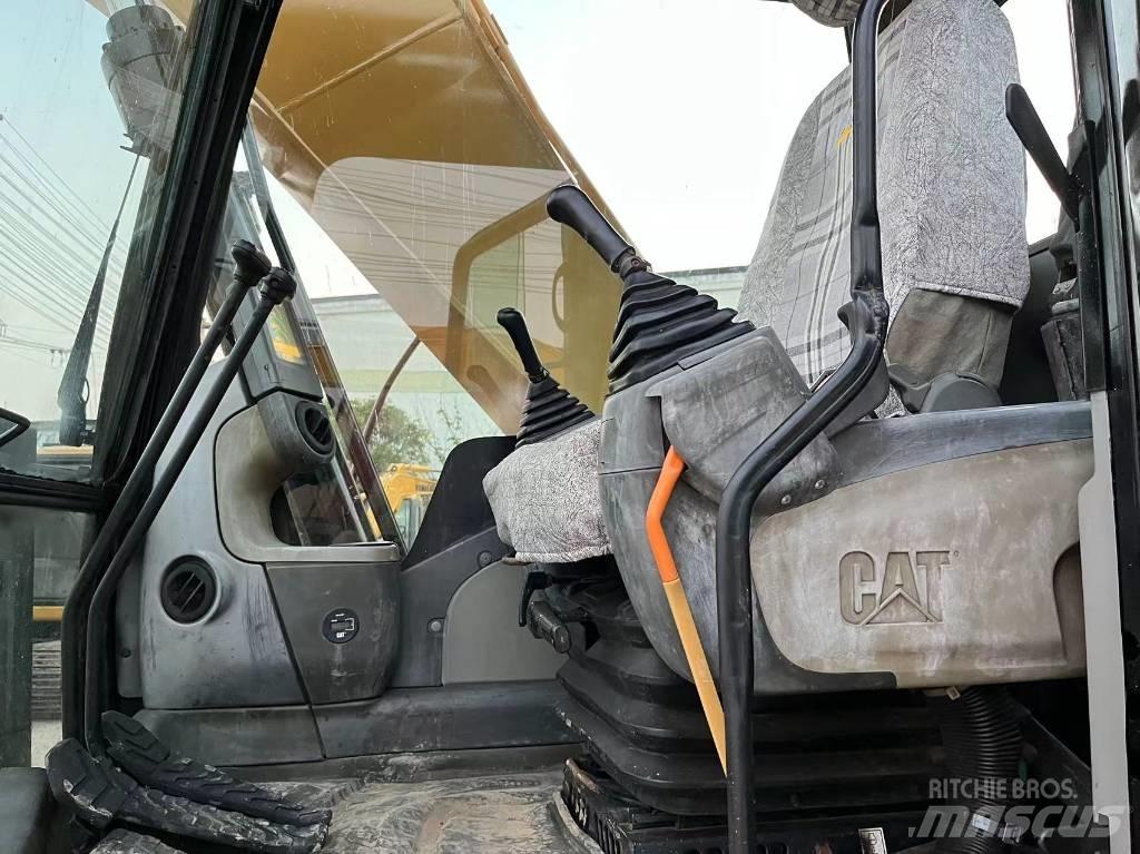 CAT 320 D Koparki gąsienicowe