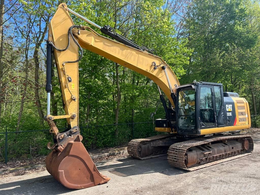 CAT 323 E Koparki gąsienicowe