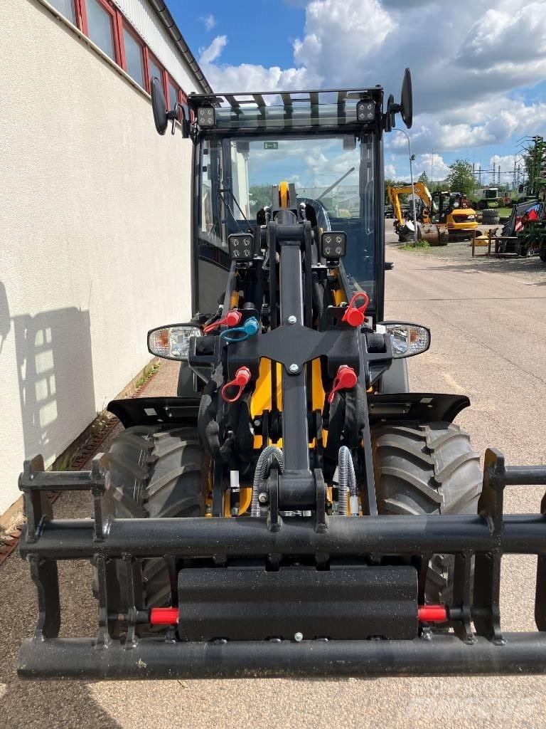 JCB 403 Miniładowarki