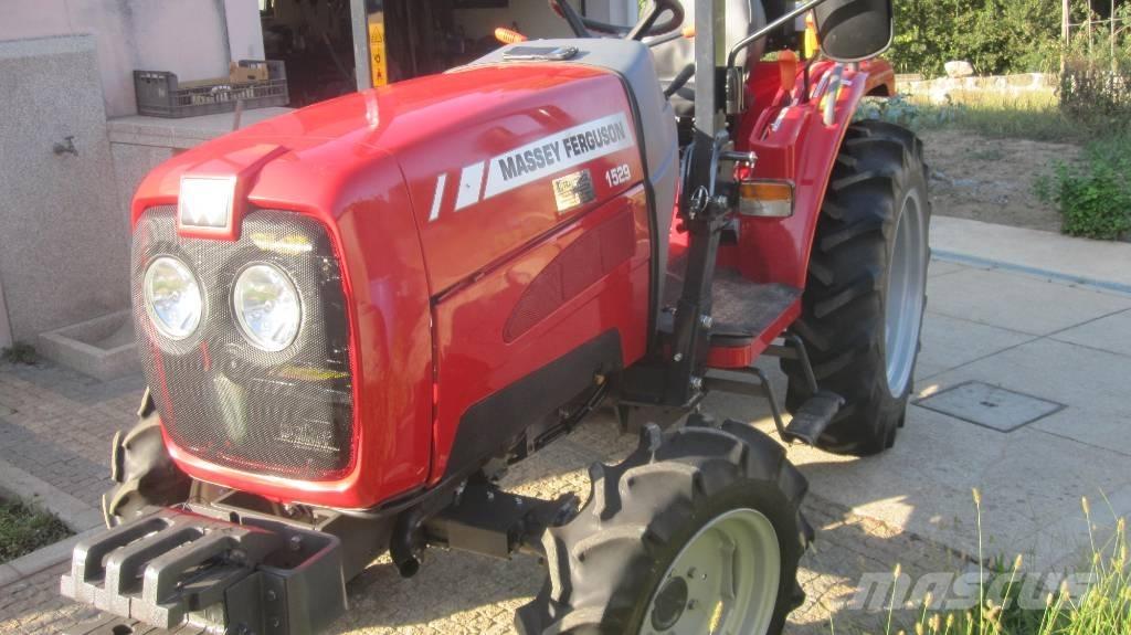 Massey Ferguson 1529 Ciągniki rolnicze