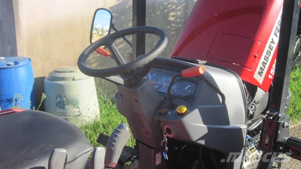 Massey Ferguson 1529 Ciągniki rolnicze