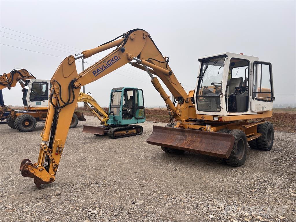 Liebherr A 310 B Maszyny budowlane - Inne