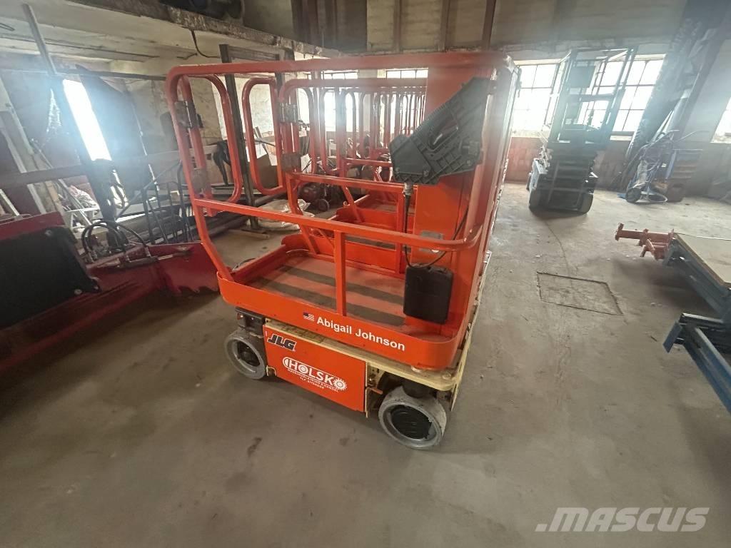 JLG 1230 ES Podnośniki masztowe