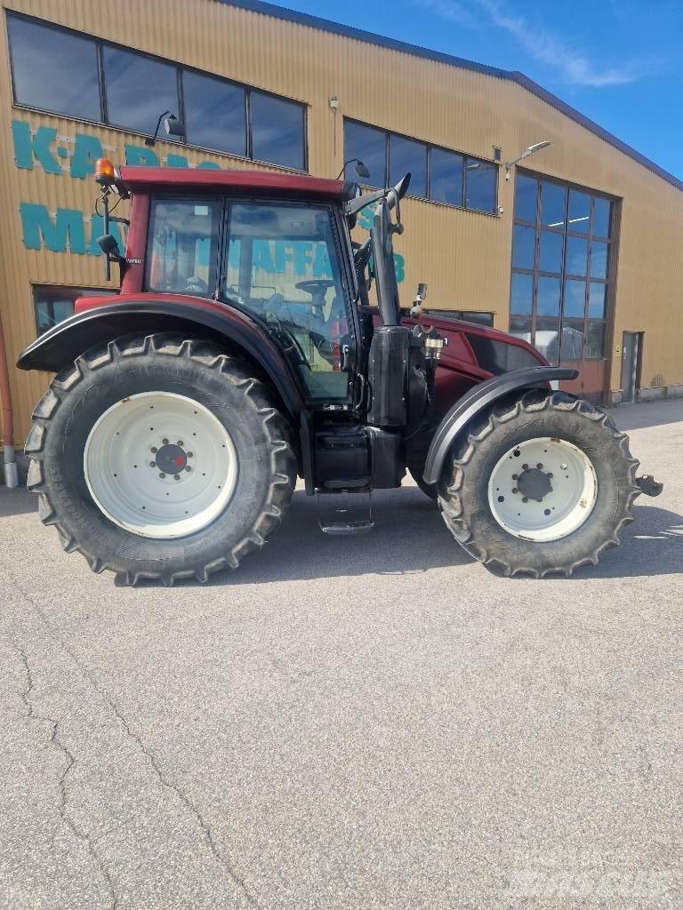 Valtra N143 Ciągniki rolnicze