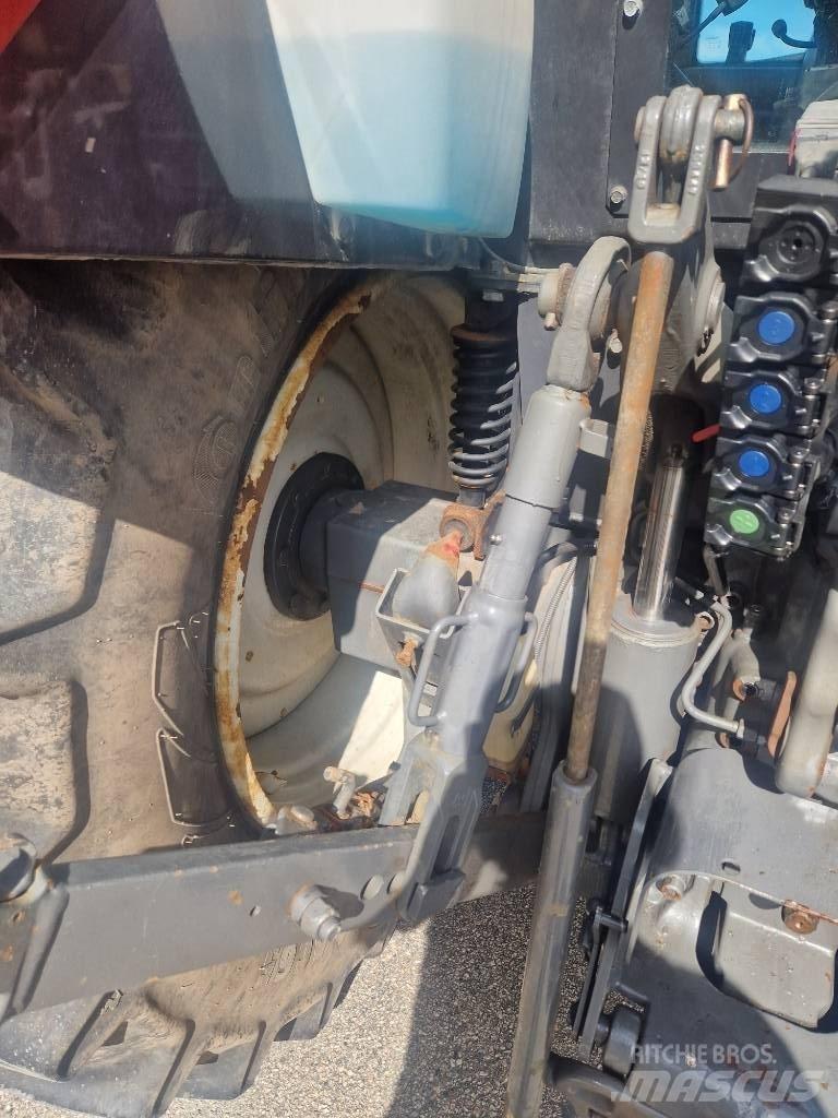 Valtra N143 Ciągniki rolnicze