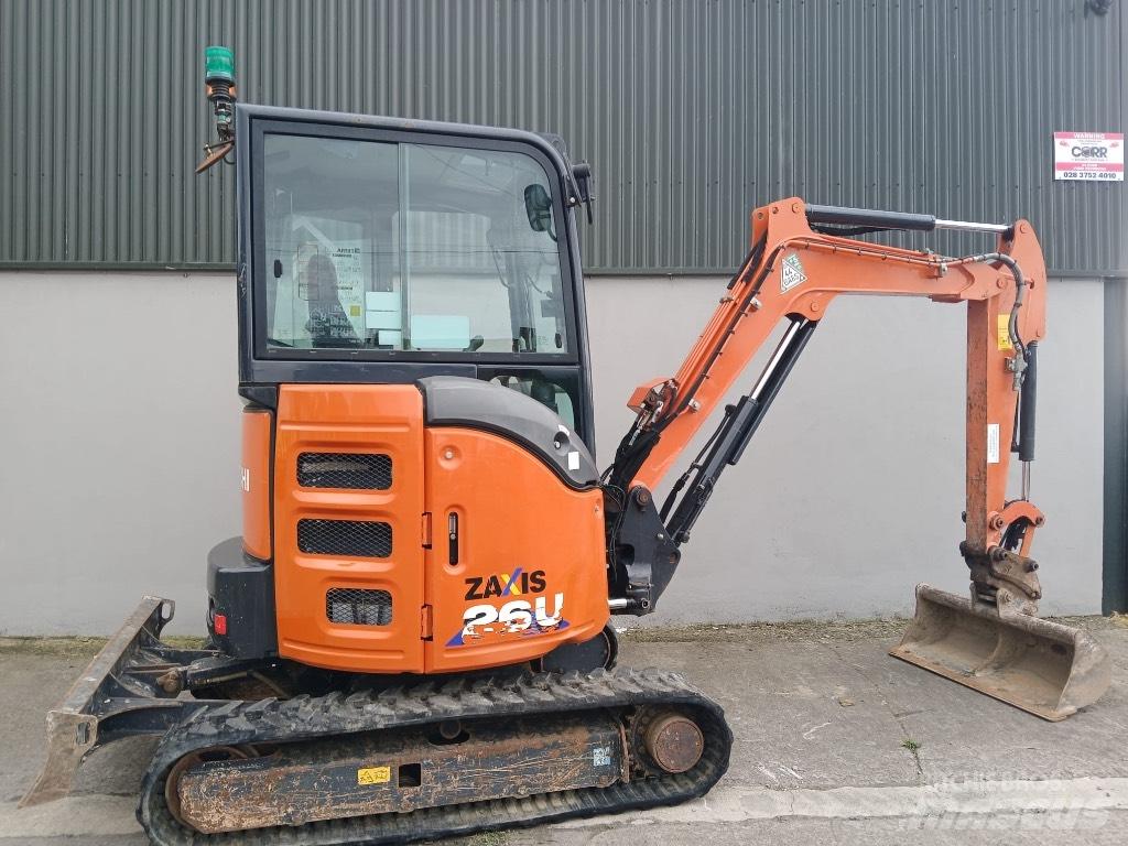 Hitachi ZX 26 U-6 Minikoparki