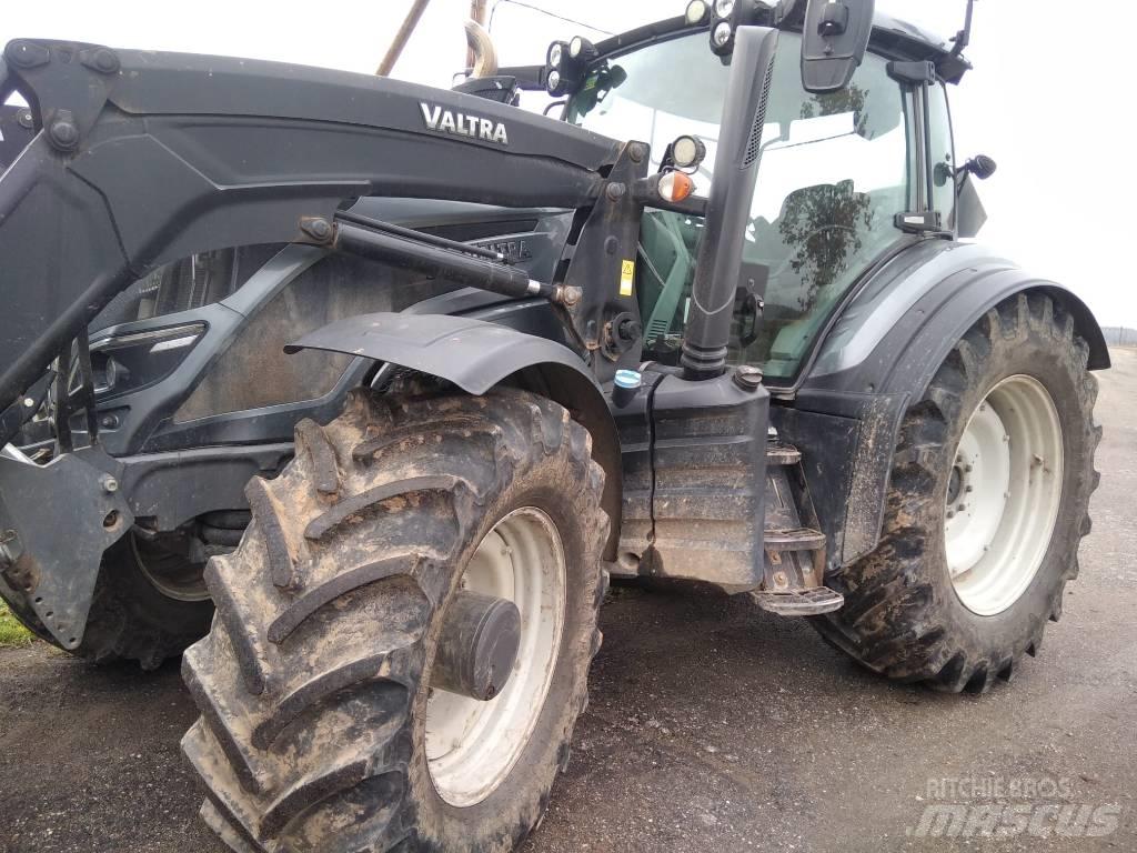 Valtra T 234 V Ciągniki rolnicze
