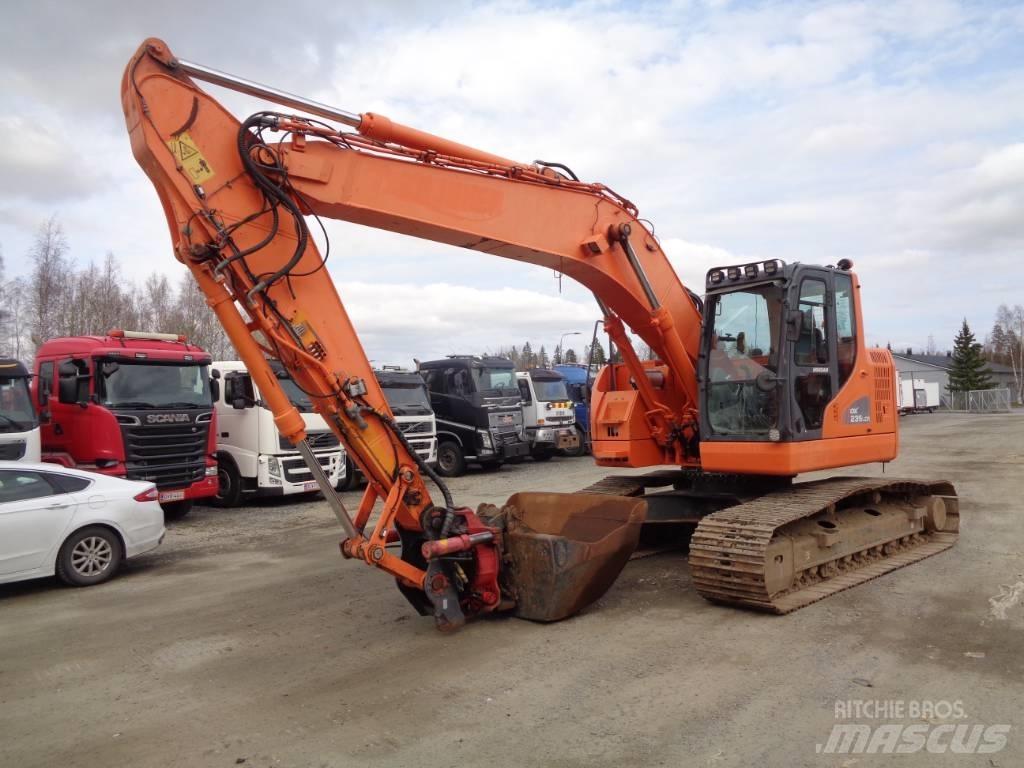 Doosan 235 LCR Koparki gąsienicowe