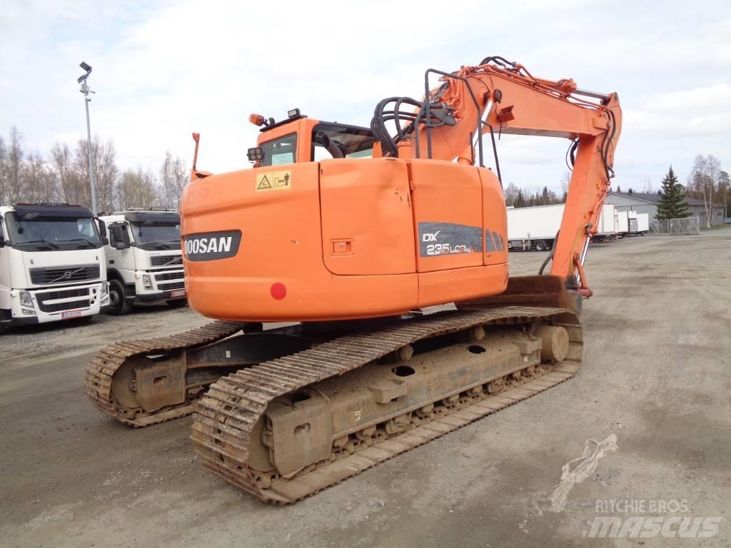 Doosan 235 LCR Koparki gąsienicowe