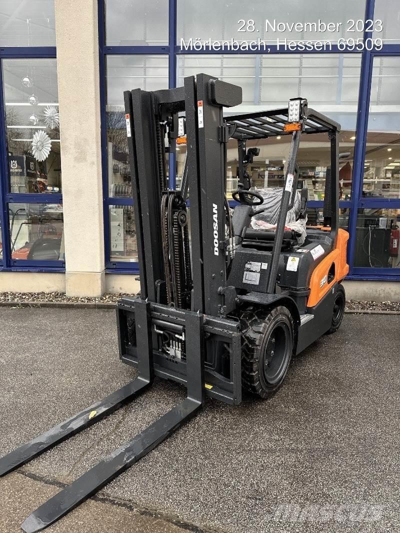 Doosan D30NXS Wózki Diesla