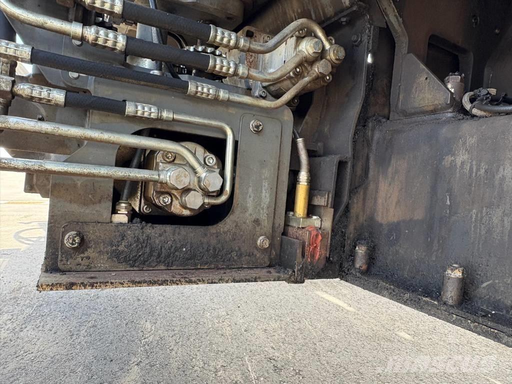 Vögele SUPER 1900-3i Asphalt pavers