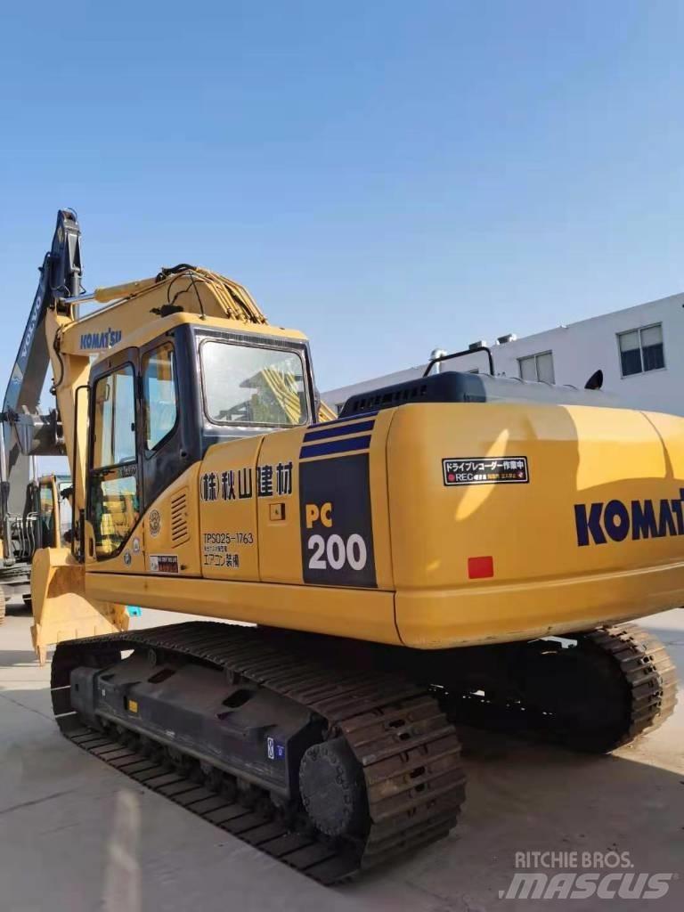 Komatsu PC 200-7 Koparki gąsienicowe