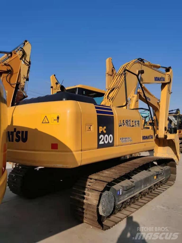 Komatsu PC 200-7 Koparki gąsienicowe