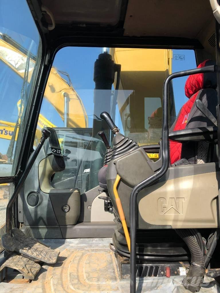 CAT 320 D Koparki gąsienicowe