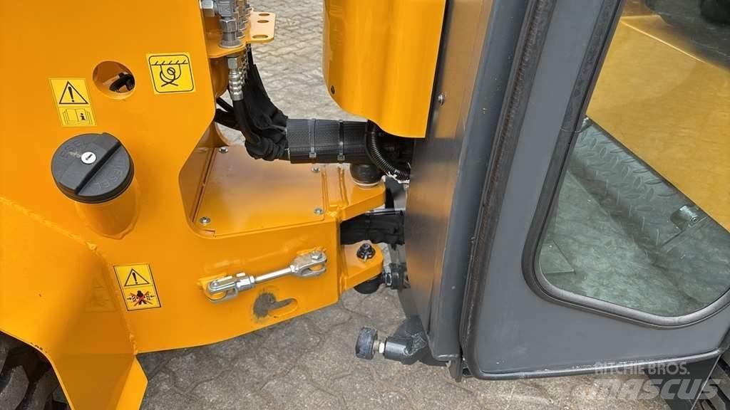 Schäffer 2428 SLT Ładowarki kołowe