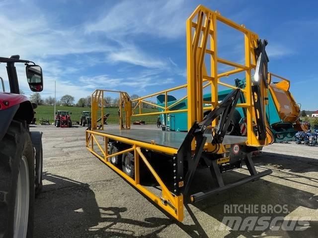 Wielton PRC-2 Przyczepy do przewozu słomy w belach