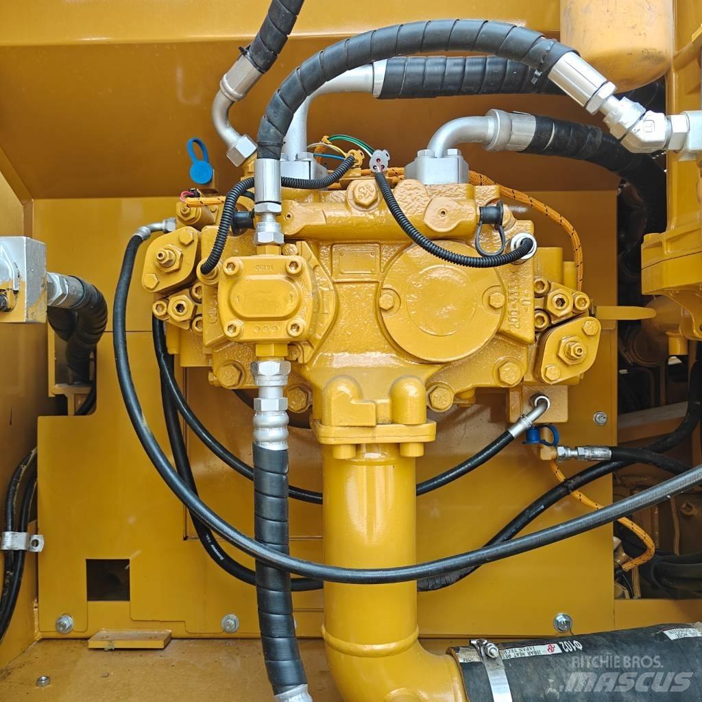 CAT 325 D L Koparki gąsienicowe