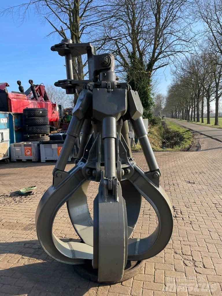 Fuchs HDMS 800 Koparki przeładunkowe