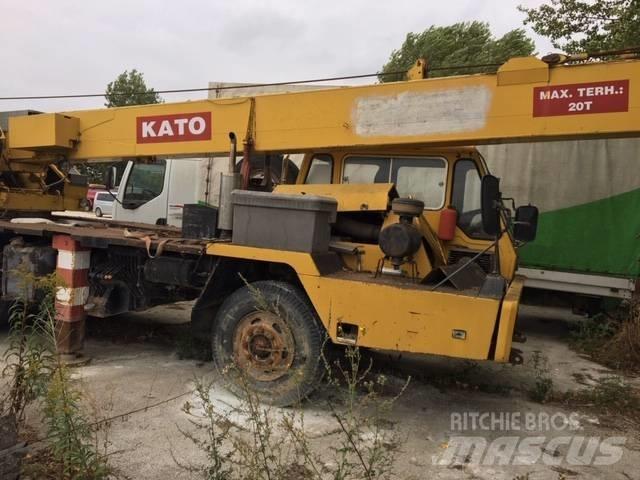 Kato KR 20 Żurawie terenowe
