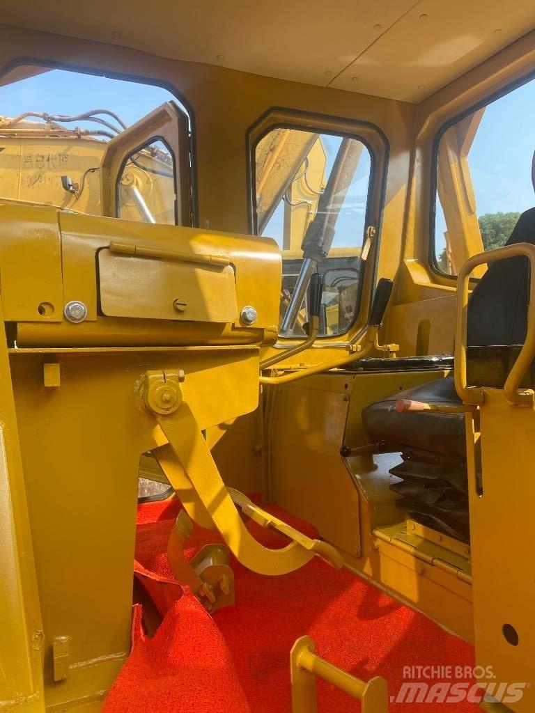 CAT D 8 K Spycharki gąsienicowe
